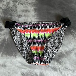 Arizona Jean Co Reversible Bikini Bottom Black White Geometric Orange Green Pink